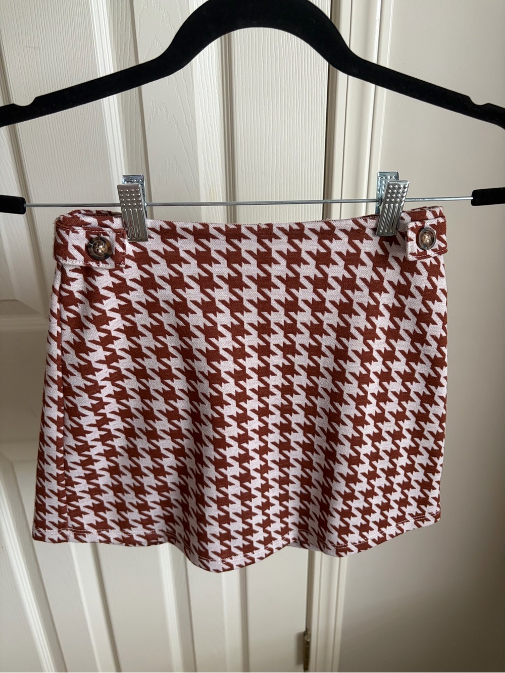 Alter’d State Houndstooth Knit Skirt